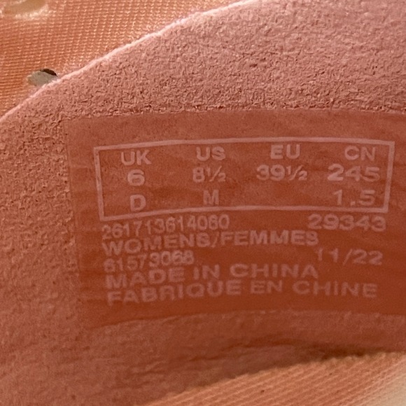 Clarks Cloudsteppers Coral Slip On Women’s 8.5 Cutout Comfort Loafer Normcore - Picture 8 of 9